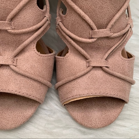 Qupid Clyde Cut Out Strappy Blush Pink Peep Toe Block Heel Booties - Picture 12 of 12